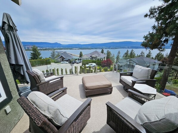 Amazing lake, city, and mountain views from one of two patios.
