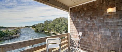 Frisco Vacation Rental | 3BR | 2BA | 1,800 Sq Ft | Steps Required