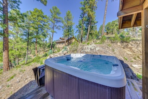 Spacious Deck | Private Hot Tub | Outdoor Fireplace | Mountain View