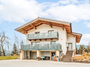 Ciel, Façade, Maison, Domicile, Chalet, Pente, Balcon, Porche, Ferme, Villa
