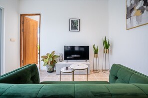 Living room,TV