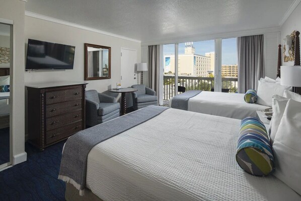 Unit with 2 Queen size beds