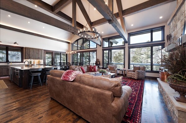 Open-Concept Layout with Stunning Views and Vaulted Ceilings - Kitchen, Dining, and Living