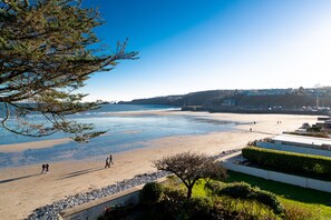 Direct beach access, Sea views