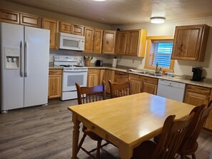 Large Country Kitchen