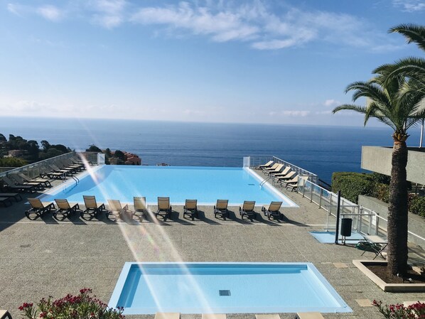 Piscina all'aperto