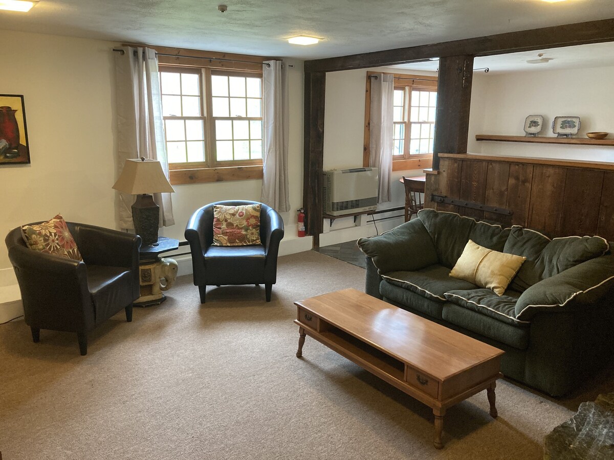 Cozy apartment that’s conveniently located just on the edge of town.
