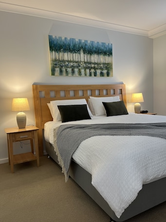 King Bed with ensuite