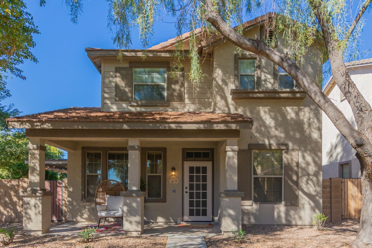 Cuban inspired Mid Term Rental in the heart of Gilbert