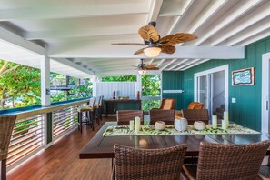 Spacious outdoor, covered lanai with outside dining