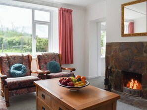 Living room | Madderhay - Lanwithan Cottages, Lostwithiel