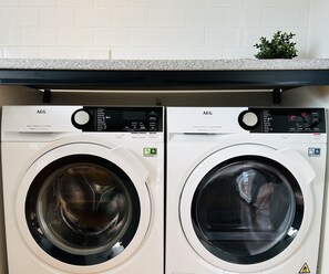 AEG appliances - Heat pump Dryer