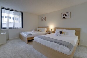 Two queen size beds