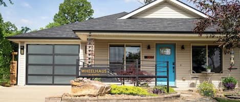 Welcome to WheelHaus on Monroe!