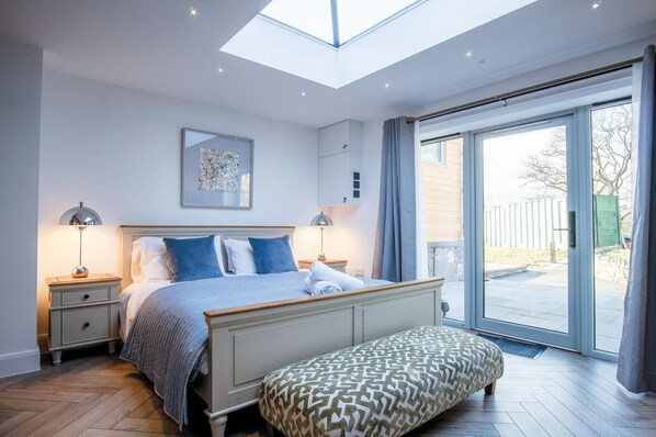 Suite 15 - Sleeping Giant Hotel - Pen Y Cae Inn (4125)