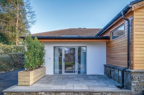 Suite 15 - Sleeping Giant Hotel - Pen Y Cae Inn (4148)