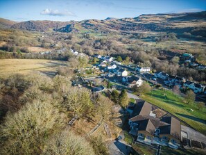 Suite 8 - Sleeping Giant Hotel - Pen Y Cae Inn (4350)