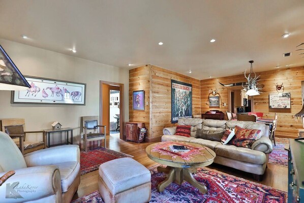 Welcome to the Falling Star Lodge!