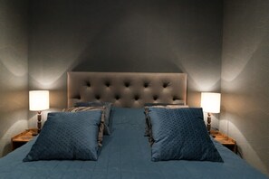 Big and comfy king sized bed