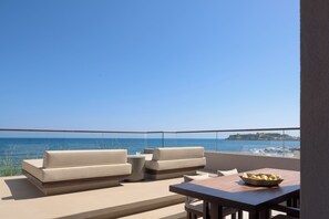 Wonderful outdoor settings that stimulate the senses