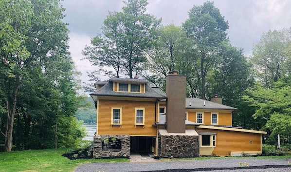 Golden House with Beautiful Lake Views