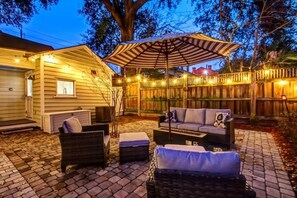 The Edison Bulbs hang low to give a warm glow to those Savannah evenings.