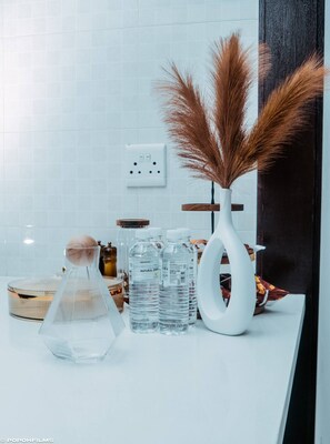 Bathroom amenities