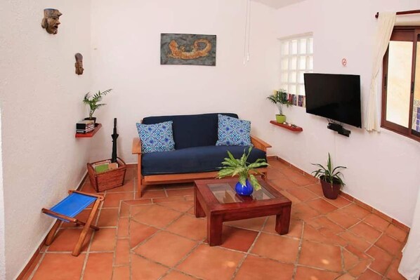 SPACIOUS LIVING AREA