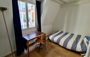 First bedroom 