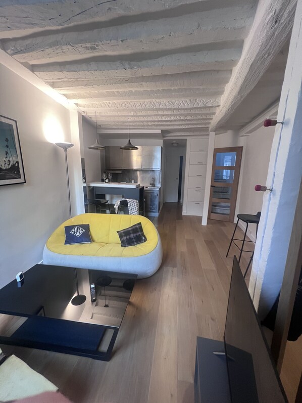 Living room, 18sqm