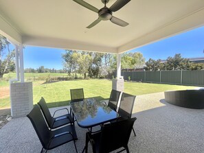 Outdoor dining