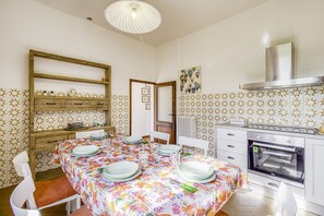 Kitchen and dining area