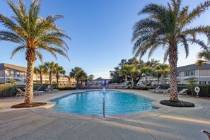 Room for everyone at the community pool!