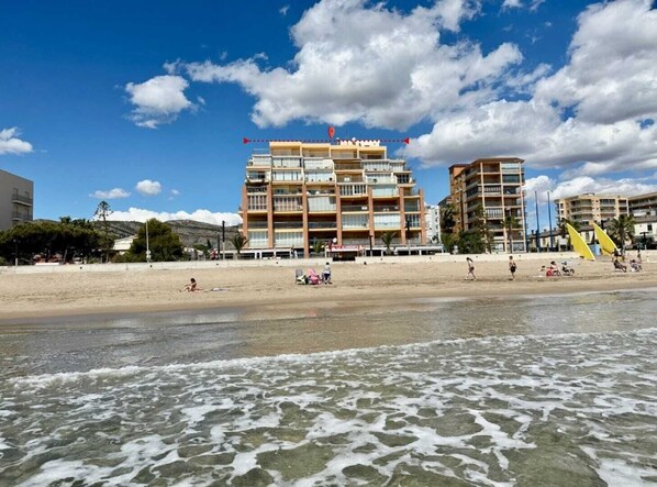 Strand