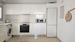 Fully equipped kitchen!