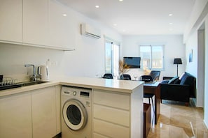 Fully equipped kitchen!