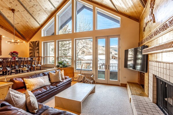 Welcome to Ski-in Ski-out Fairytale