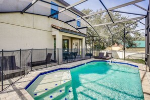 Lanai | Covered Patio | Outdoor Dining Area