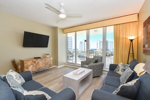 Silver Shells St. Lucia 504 - Living Area