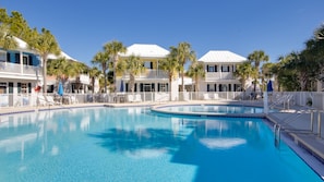 Unique pool