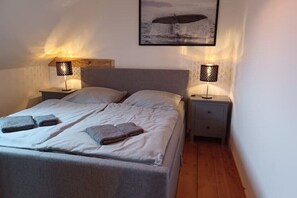 Boxspringbett im Elternschlafzimmer