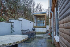 The Lodge - 1 Bedroom - Freshwest Beach Retreat (23122)