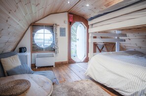 The Pod - 1 Bedroom - Freshwest Beach Retreat (17719)
