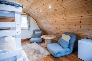 The Pod - 1 Bedroom - Freshwest Beach Retreat (17715)
