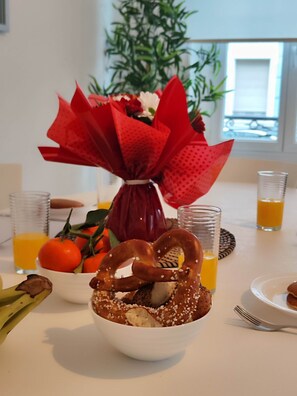 Breakfast meal