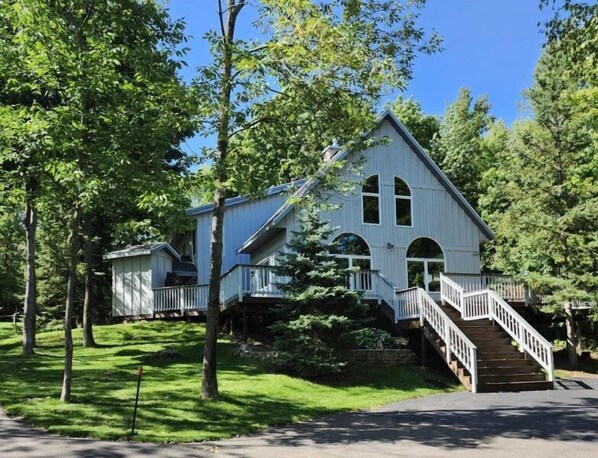 Summer exterior 2024