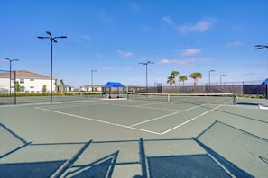 Community Tennis Courts | Access to Community Amenities