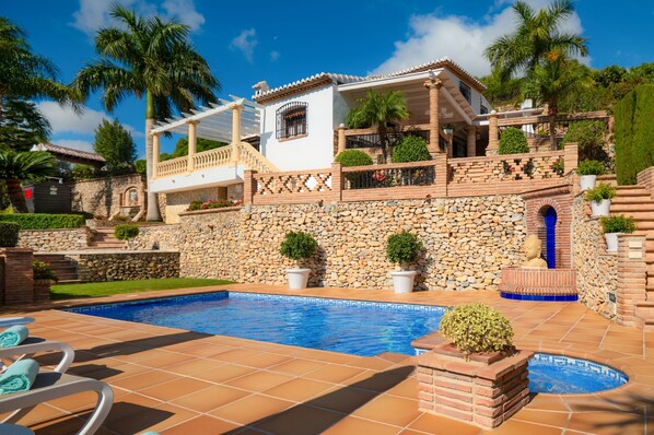 El Mirador %2D luxury villa in Frigiliana %2D private swimming pool