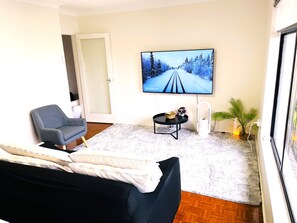 65 Inch TV with Netflix ,YouTube ,Disney & Amazon Prime