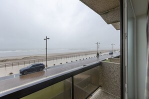 Aussicht vom Ferienhaus [Sommer]